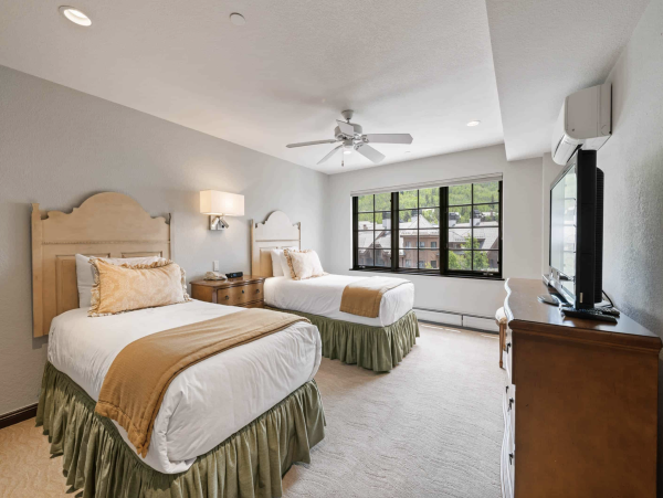 Fantastic Retreat set in the heart of Beaver Creek Village